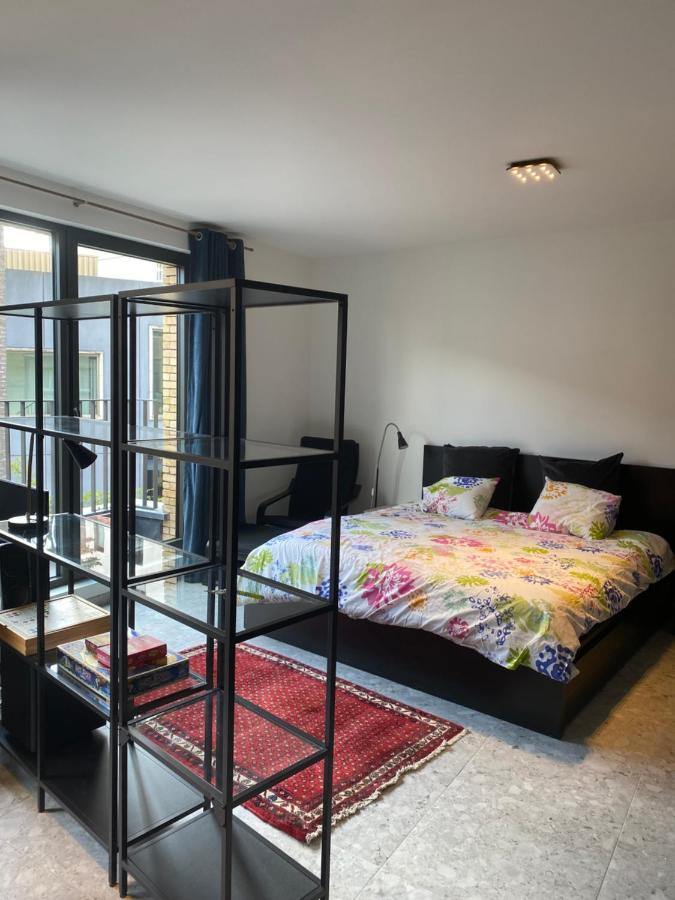קורטרייק Studio Near Shopping K In K New Bright And Central מראה חיצוני תמונה